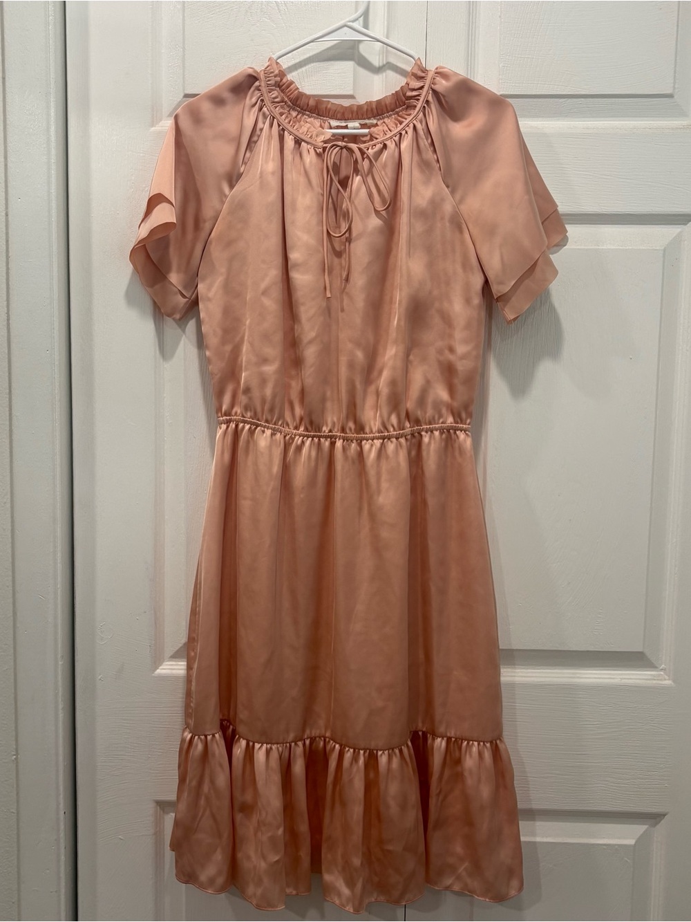 Light Pink Downeast Satin Short Sleeve Midi Dress - Size Small